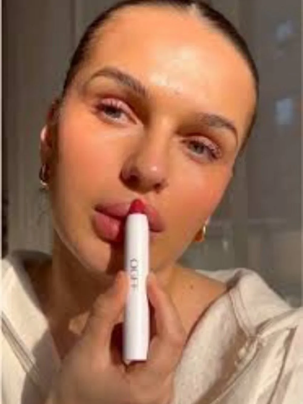 OGEE Petunia Tinted Sculpted LIP OIL TREATMENT  NEW UNUSED BOXED